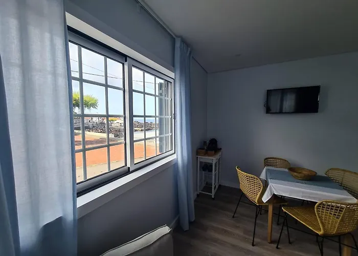 A Casa Da Areia Larga * Madalena (Azores)