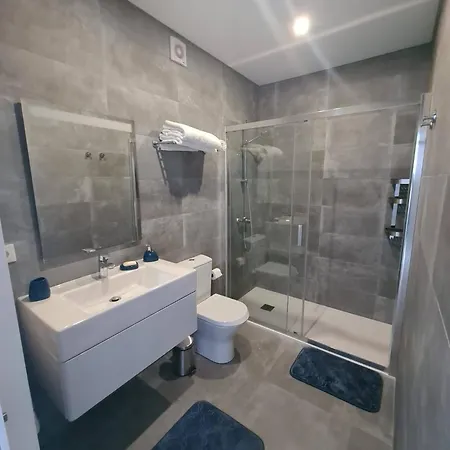 A Casa Da Areia Larga مادالينا